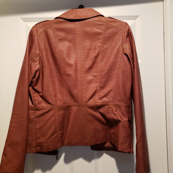 Jacket - Picture 2 of 3
